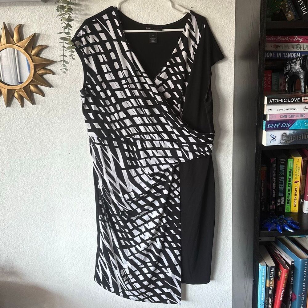 Lane Bryant Size 18/20 Black & White Sheath dress